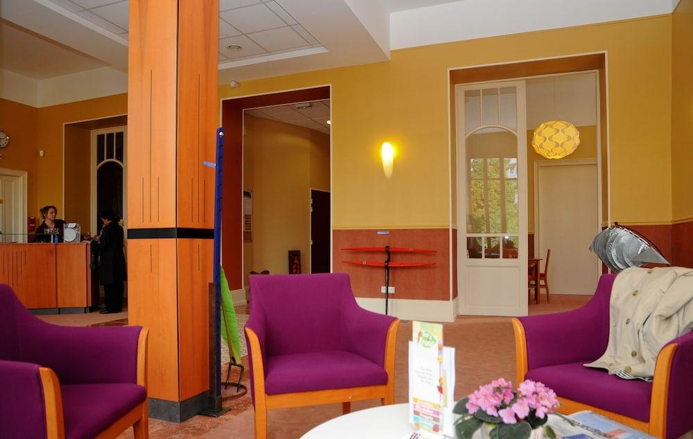 Hotels & Residences - Les Thermes 룩세일레벵즈 외부 사진