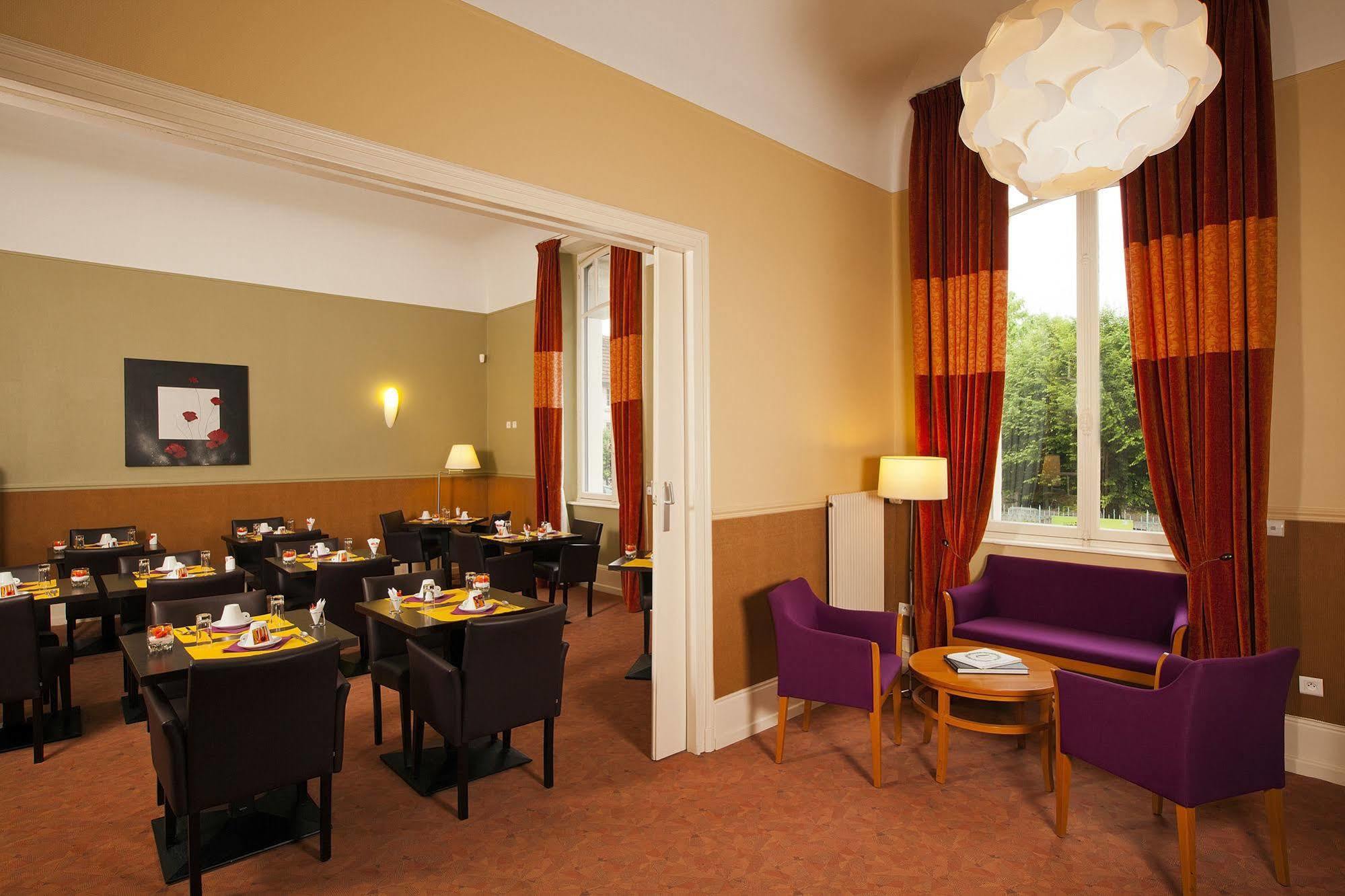 Hotels & Residences - Les Thermes 룩세일레벵즈 외부 사진